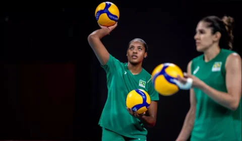 Atleta Ana Cristina pede dispensa da seleção brasileira de vôlei para Mundial na Polônia e Holanda