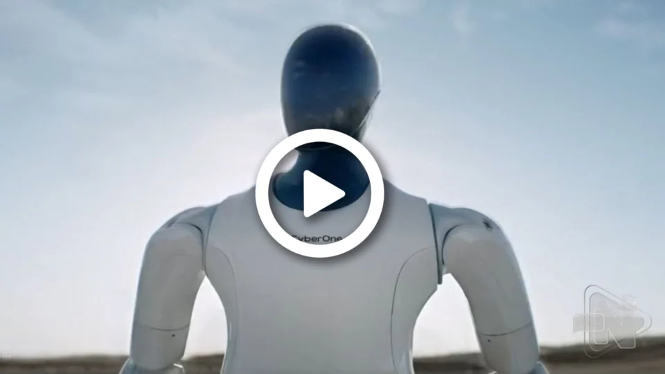 VÍDEO: empresa chinesa divulga robô que pode identificar tristeza e consolar pessoas