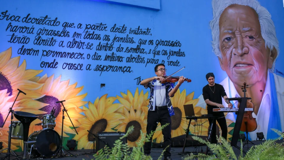 Inscrições do edital ‘Thiago de Mello’ encerram nesta sexta-feira