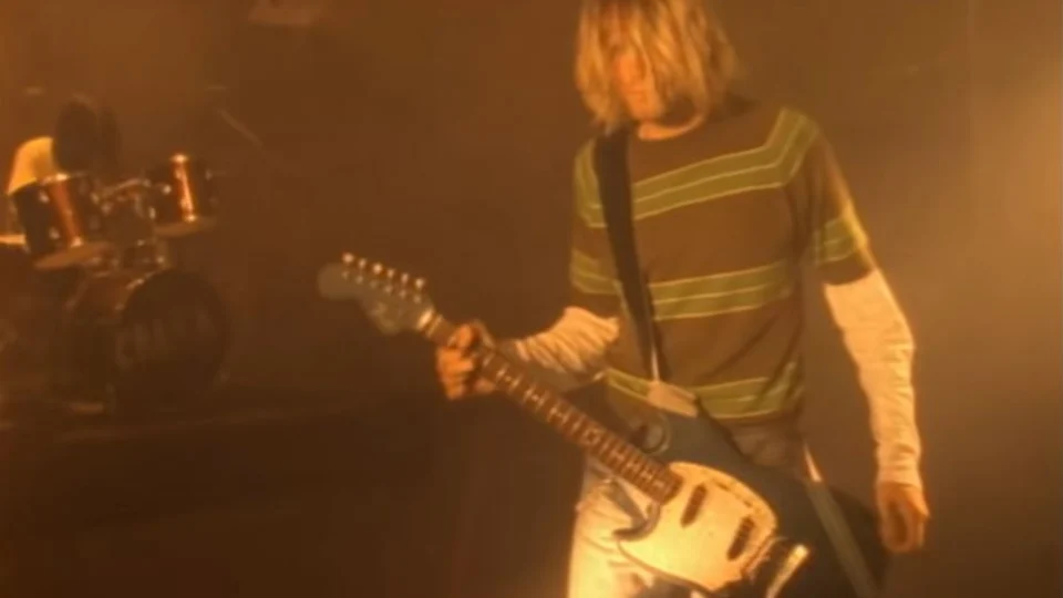 Com preço estimado de R$ 3,8 milhões, guitarra de Kurt Cobain será vendida em leilão