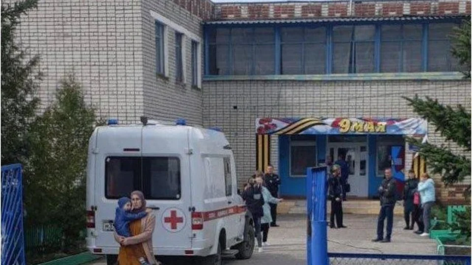 Atirador mata duas crianças e professora em escola infantil na Rússia