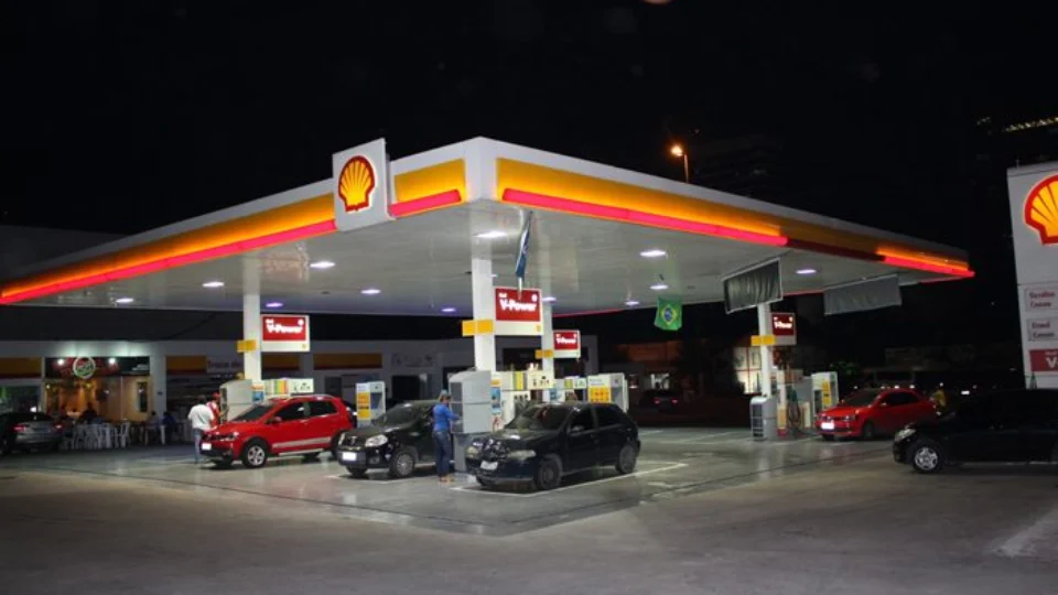 Senha da campanha ‘Dia Livre de Impostos’ para gasolina de R$ 5,88 começa a ser distribuída na madrugada desta quinta, em Manaus