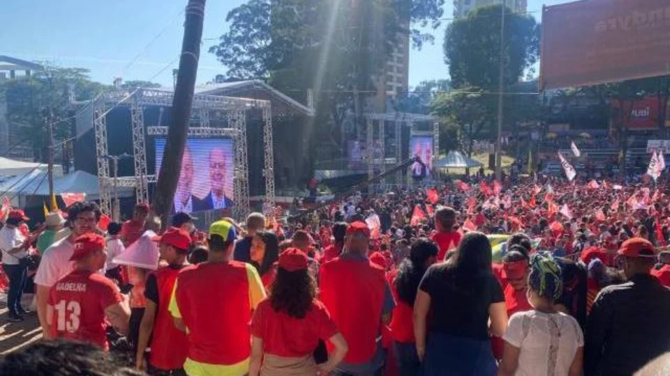 Com reforço na segurança, Lula faz ato em Diadema, São Paulo