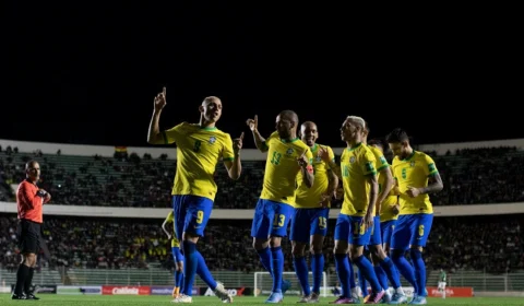 Com futebol leve e solto, Brasil goleia Bolívia por 4 a 0 com 2 de Richarlison pela última rodada das Eliminatórias