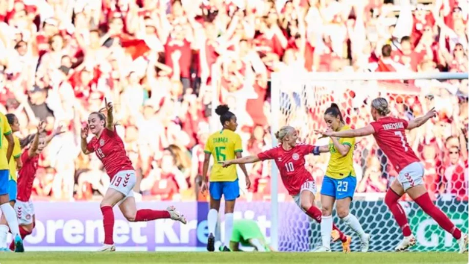 Seleção brasileira feminina sofre revés de 2 a 1 para Dinamarca em amistoso de preparação para Copa América