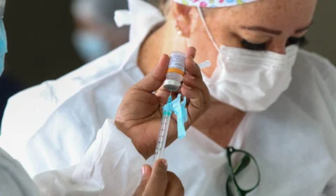 Manaus terá 49 pontos de vacinação contra a Covid-19 nesta quinta-feira