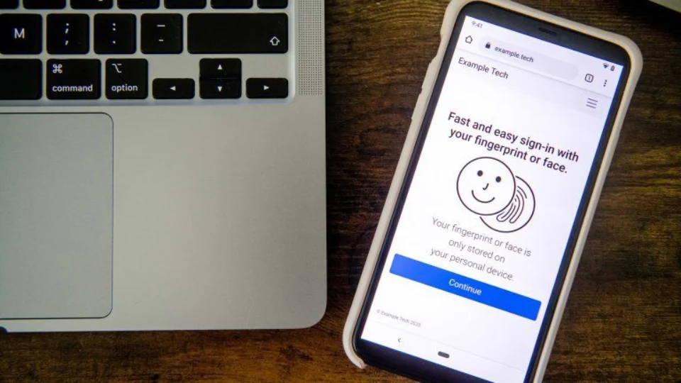 Empresas de tecnologia devem implementar login sem senha em celulares