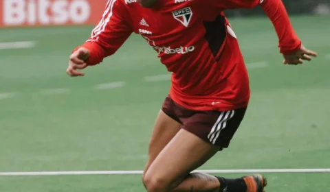 Livre de suspensão, Rafinha volta ao São Paulo contra Coxa e aponta: ‘A gente precisa da vitória, é um jogo importante’