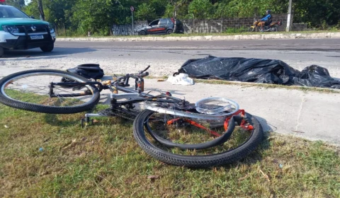 Ciclista é atropelado e morre após ser arrastado por carro na Zona Centro-Oeste de Manaus