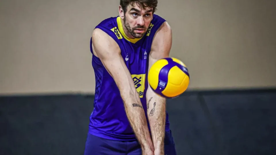 Um dos melhores jogadores da seleção masculina de vôlei Lucão está pronto para disputar fase final da Liga das Nações
