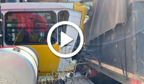 VÍDEO: acidente entre ônibus e carreta deixa 18 pessoas feridas na Zona Leste de Manaus