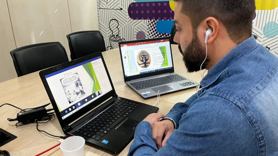 Palestra com dicas de entrevista de emprego oferta 100 vagas gratuitas em Manaus