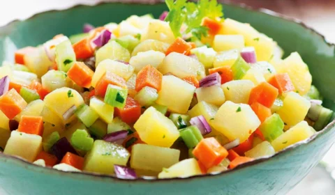 RECEITA FÁCIL: aprenda a fazer salsa refrescante