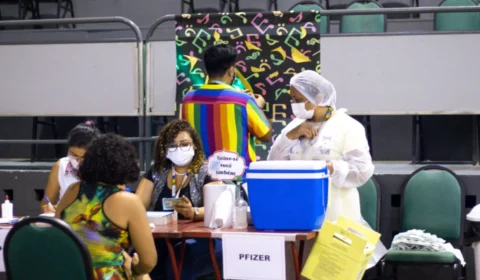 Confira pontos de vacinação contra Covid-19 nesta sexta-feira, em Manaus