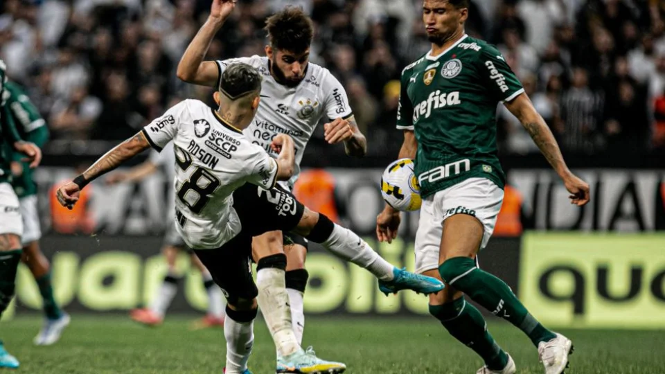 Brasileirão 2022: Corinthians terá desfalques de Adson e Yuri Alberto contra Fluminense