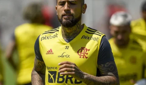 Arturo Vidal Substituirá João Gomes no Flamengo contra Corinthians pela Copa do Brasil