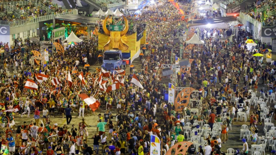 Boi Manaus 2022: 20 mil pessoas participam da 2ª noite do evento no Sambódromo