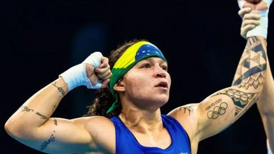 Medalhista nas Olímpiadas de Tóquio Bia Ferreira estreia no boxe profissional este ano