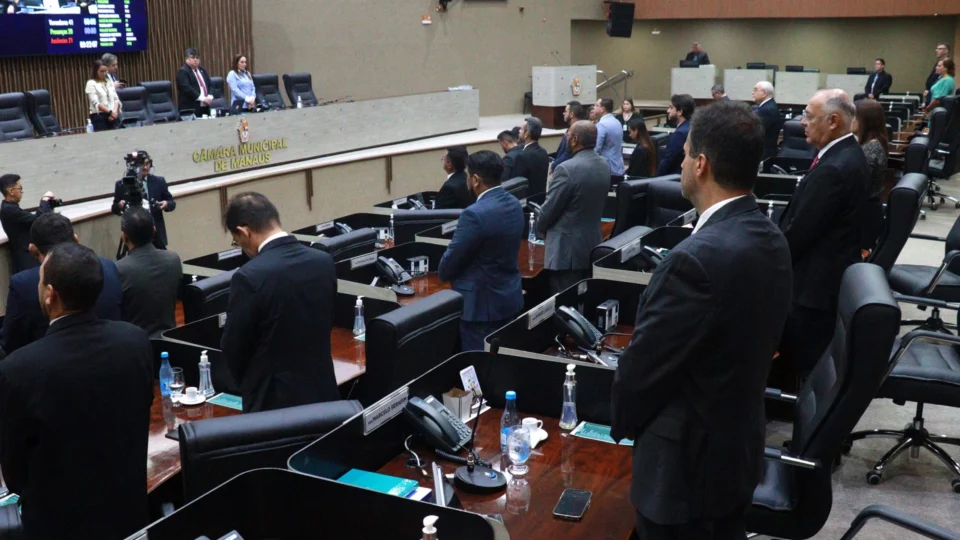 Campanha ‘criança não namora’ é aprovada na Câmara Municipal de Manaus