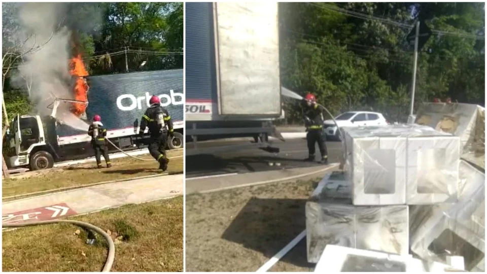 Caminhão carregado de isopor pega fogo em Manaus