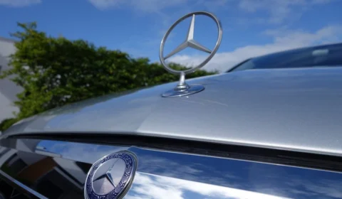 Mercedes-Benz negocia venda de operações na Rússia, afirma diretor da montadora