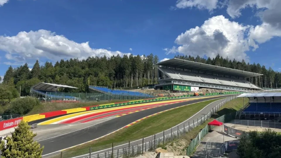 Campeonato Mundial de F-1 terá 24 corridas em 2023 com mais de 8 meses de duração