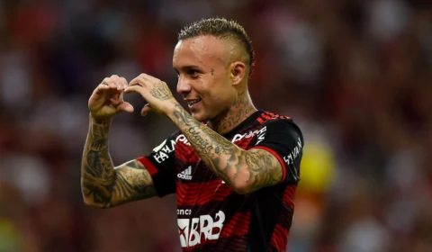 Com gol de Cebolinha, Flamengo vence Atlético/MG por 1 a 0 no Brasileirão