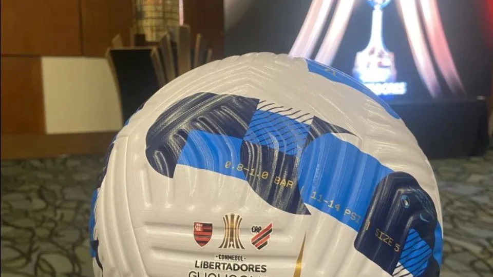 Libertadores: reunião apresenta bola da final entre Flamengo e Athletico no sábado