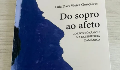 Livro sobre vivência xamânica com os Yanomani é lançado em Manaus