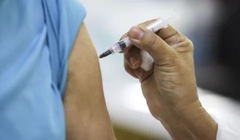 Covid-19: Manaus conta com 75 pontos de vacinação nesta terça-feira