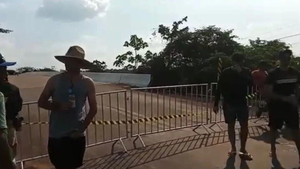 Ponte no KM 25 é interditada por risco de desabamento na BR-319, no AM