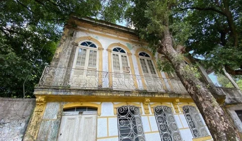 Iphan-AM recebe projetos de reabilitação de 2 casarões no Centro de Manaus