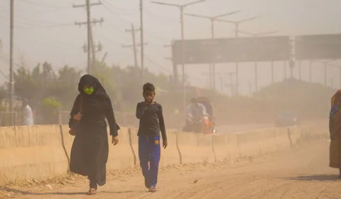 Mais de 550 milhões de crianças sofrem com ondas de calor, revela Unicef