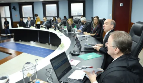 TCE-AM determina que prefeito de Novo Airão devolva R$ 41,3 mil ao tesouro