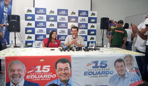 VÍDEO: Eduardo Braga faz coletiva após apuração dos votos