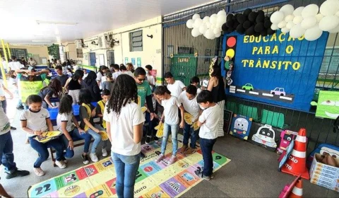 IMMU ensina regras de trânsito para alunos de escola da Zona Sul de Manaus