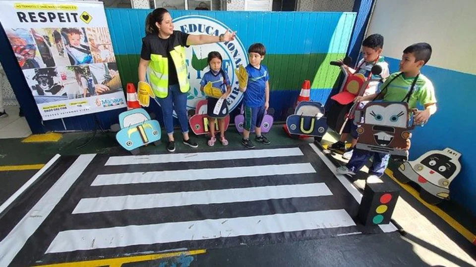 Alunos da Zona Norte de Manaus recebem projeto ‘Trânsito na escola’