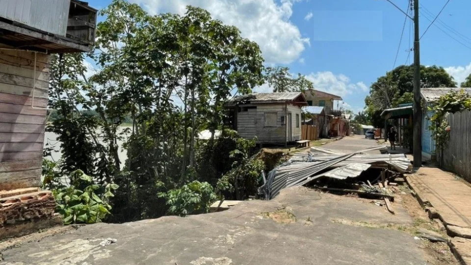 Justiça do AM obriga prefeitura a conter avanço de erosão em Tapauá