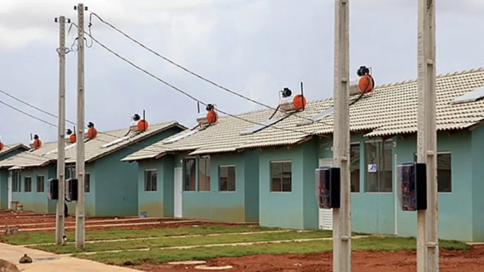 Por voto em candidato no dia 30, facção ameaça expulsar famílias e incendiar casas no Acre