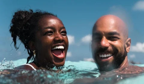 Iza anuncia fim de casamento de três anos com produtor musical Sérgio Santos