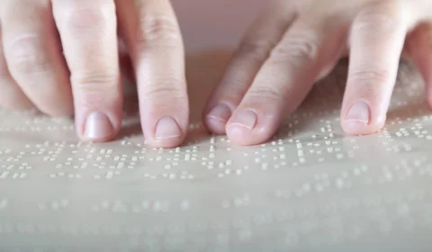 Projeto de Lei pretende obrigar cartórios a emitirem certidões em Braille no AM