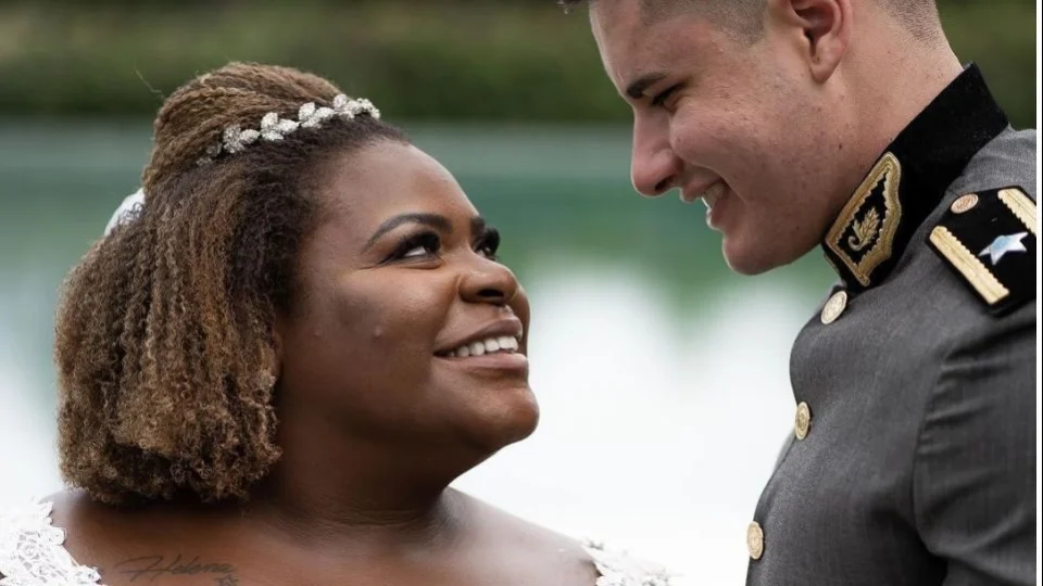 Lucas Souza anuncia novamente fim de casamento com Jojo Todynho