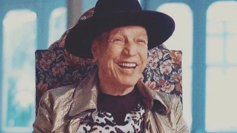 Luiz Galvão morre aos 87 anos em SP; músico e poeta é fundador do ‘Novos Baianos’