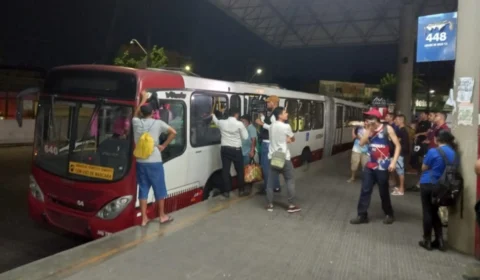 Motorista de ônibus sofre agressão após achar celular roubado e ser rastreado pelo dono, em Manaus