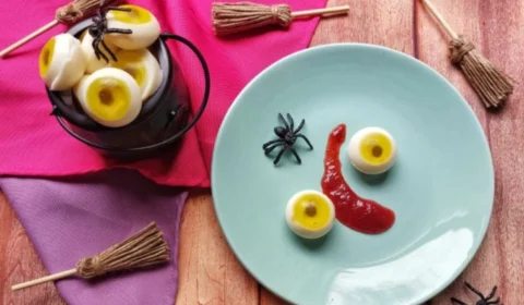 Receita Fácil: aprenda a fazer olhos de gelatina em 40 minutos para o halloween