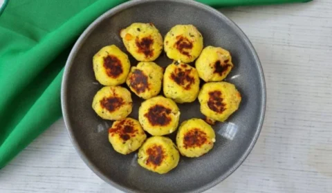 Receita Fácil: aprenda a fazer salgado fit de batata doce com frango e queijo