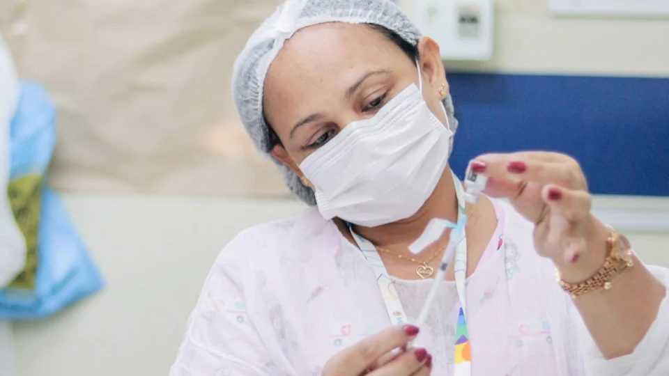 Manaus tem 75 pontos de vacinação contra Covid-19 nesta terça