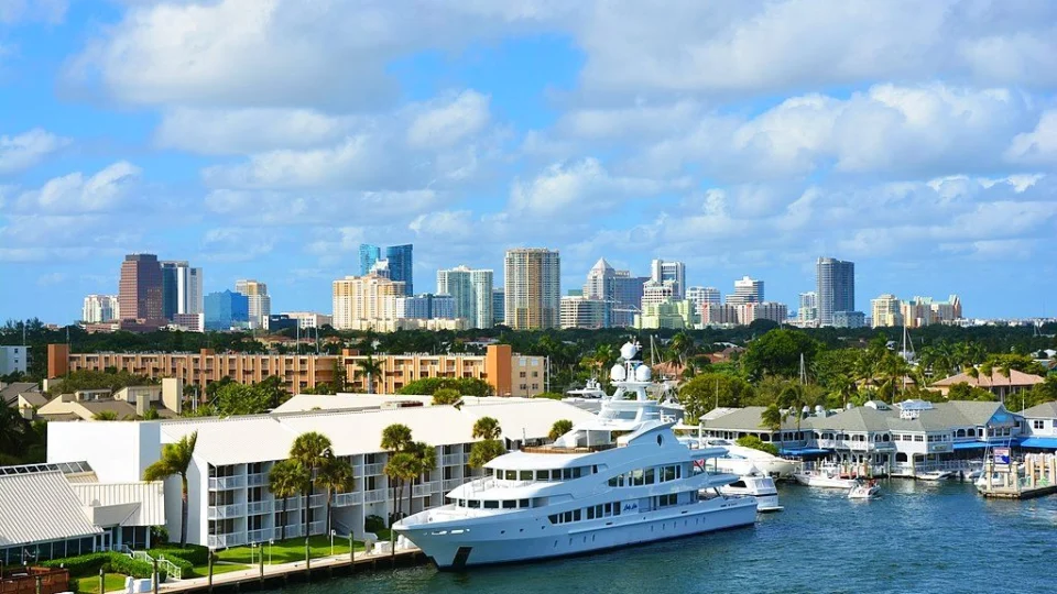 GOL e Azul iniciam voos internacionais diretos de Manaus para Miami e Fort Lauderdale a partir de dezembro