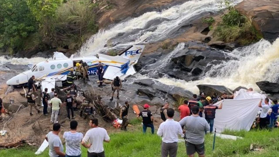 Marília Mendonça: relatório aponta que acidente não foi por falha do piloto