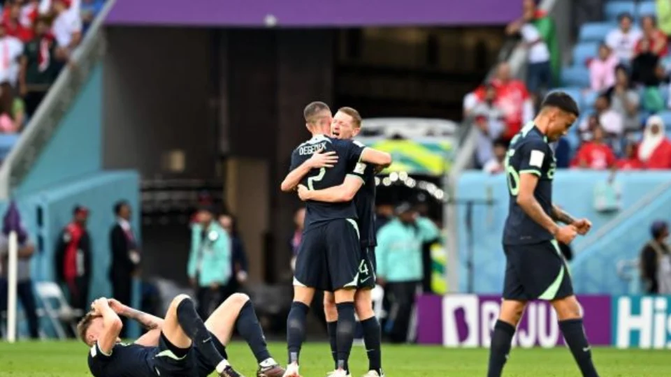 Austrália x Tunísia: australianos vencem por 1 a 0 e sonham com vaga nas oitavas da Copa